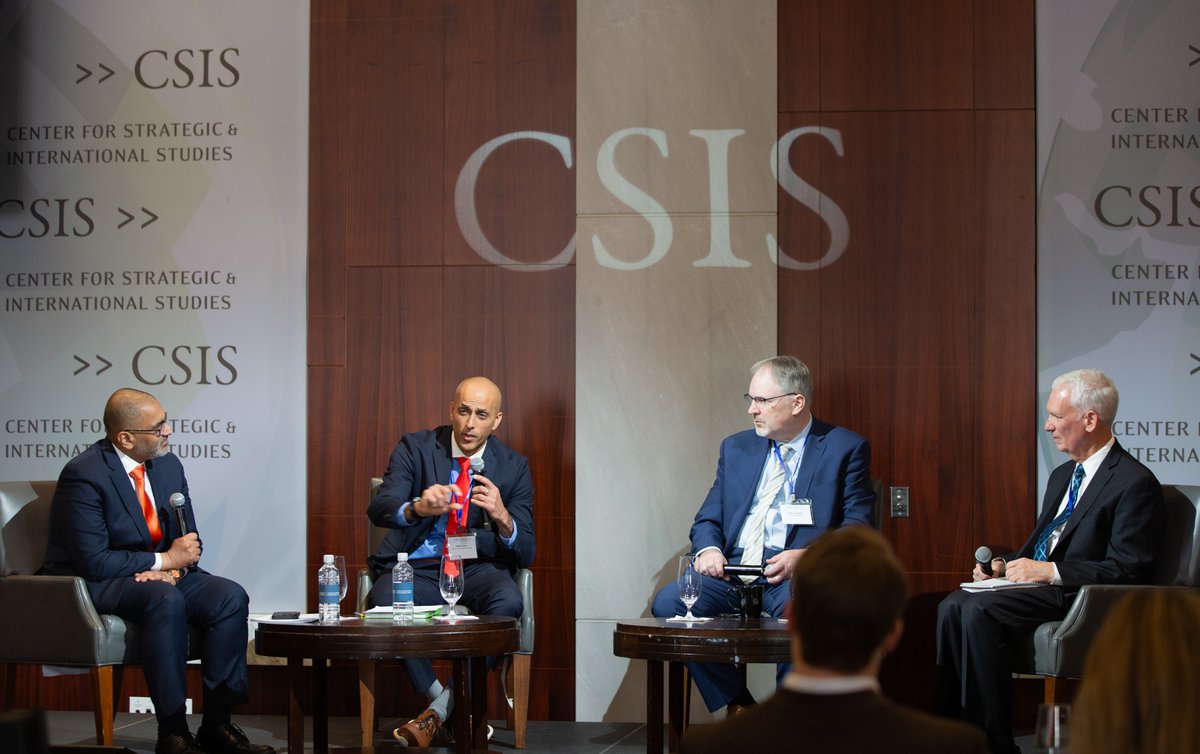 CSISEST's tweet image. Last week, leaders from the Bureau of Labor Statistics, @BEA_News, and @uscensusbureau joined CSIS to discuss how to modernize and strengthen the federal statistical system. 
 
William Wiatrowski, Vipin Arora, and @deputyjarmin shared how their agencies are innovating to improve…