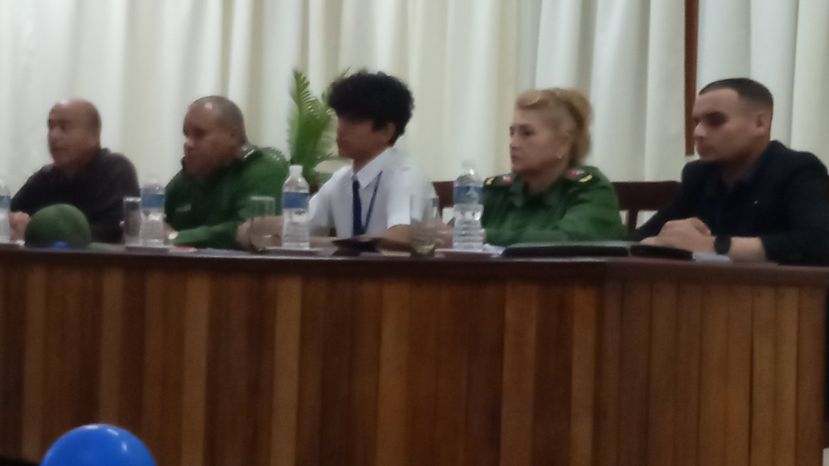 ada_aleida's tweet photo. El Consejo Provincial de la #FEEM en #SanctiSpíritusEnMarcha
devinino espacio para el intercambio juvenil donde los estudiantes debatieron acerca de los principales procesos y movimientos de la #FEEMCuba víspera a su aniversario 55. @DeivyPrezMartn1 @AlexisLorente74 @YaquedeCuba https://t.co/skYLfx9Y5B