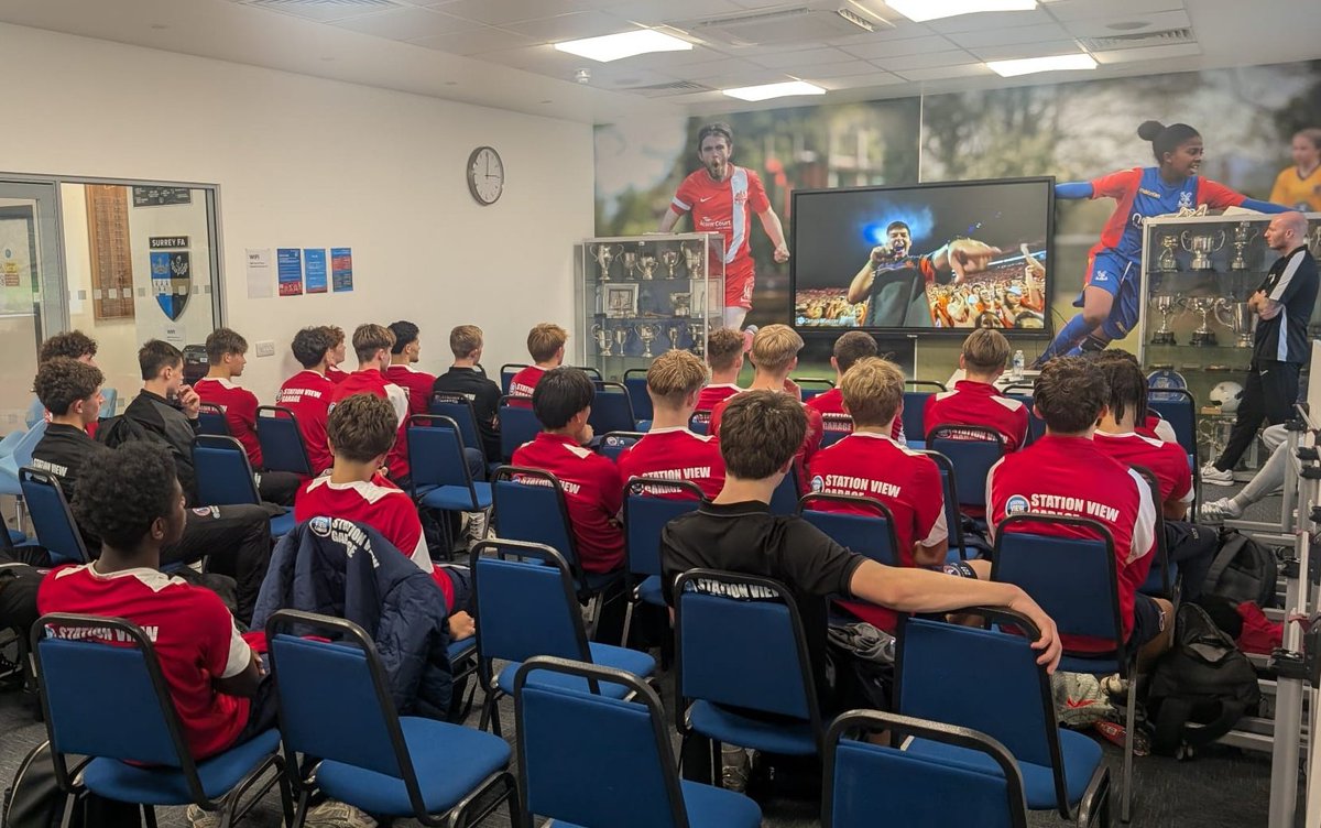 Dorking Wanderers Academy tweet media