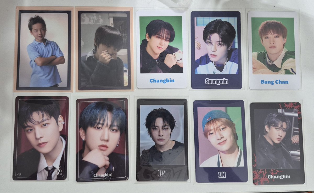 yoonjyb's tweet photo. feedback positivo para @v4mpp__kurom1 @VampBunnyStore 💌
comprei esses cards com a maria e chegaram em perfeito estado. a compra foi bem tranquila, tivemos alguns problemas na questão do envio, mas resolvemos tudo! 
obrigada por esse mail lindo 💕 https://t.co/ZGKaRYnAtW