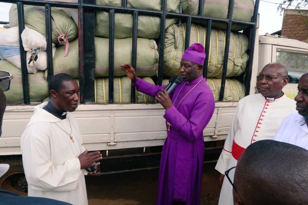 Praise God from whom all blessings flow!

Today, I launched the <a href="/ChurchofUganda_/">Church of Uganda</a>’s Children’s Focus Month 2025 in Nakivale Refugee Settlement in Isingiro District, Ankole Diocese.

This year’s celebration is being held under the theme "Doing Good for Children,” reminding us that
