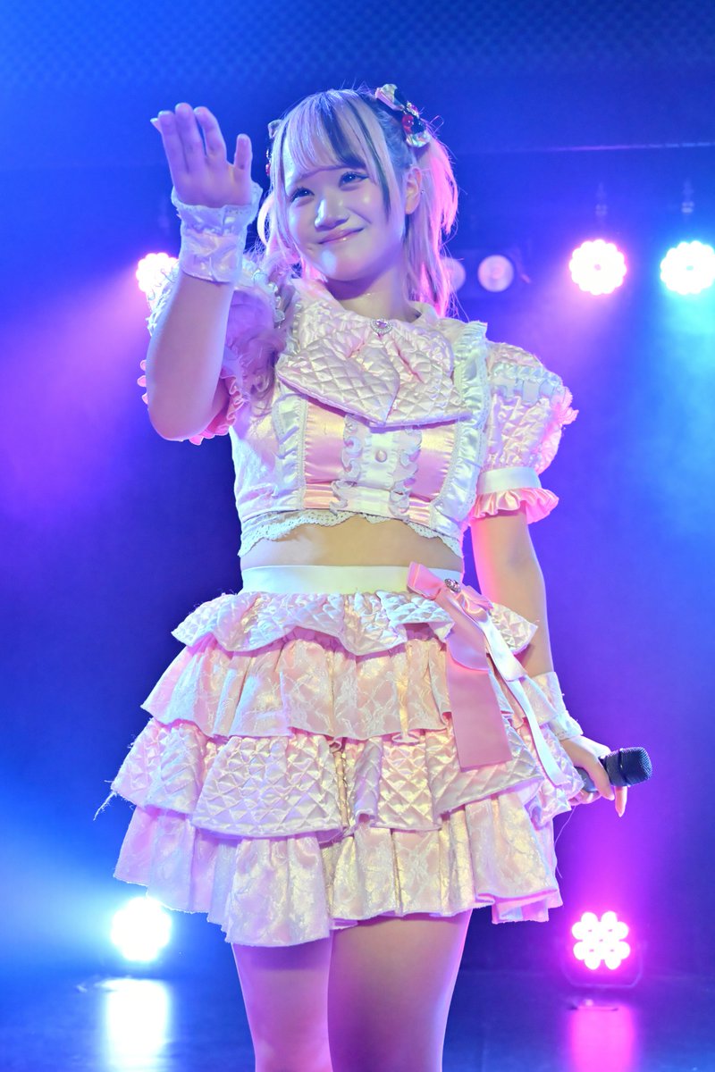 jpredarmy1129's tweet image. ここ数日、明け方にうりんの夢で目が覚める、生きてたとしてもいくらアイドルを想ったところで思いが叶う事なんてありえない、こんなあの世に誘うような記憶をそろそろ忘れさせて欲しい。

百恋めろ@世界で1番シンデレラ　@SekaCin_melo
の桃色　@Seka_Cinderella
#名古屋アイドル　#地下アイドル