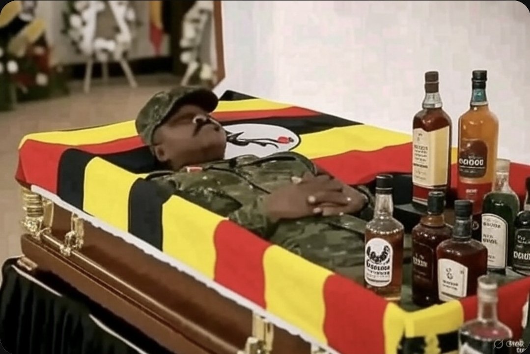 DictatorWatch's tweet image. I heard there is a "war" ?