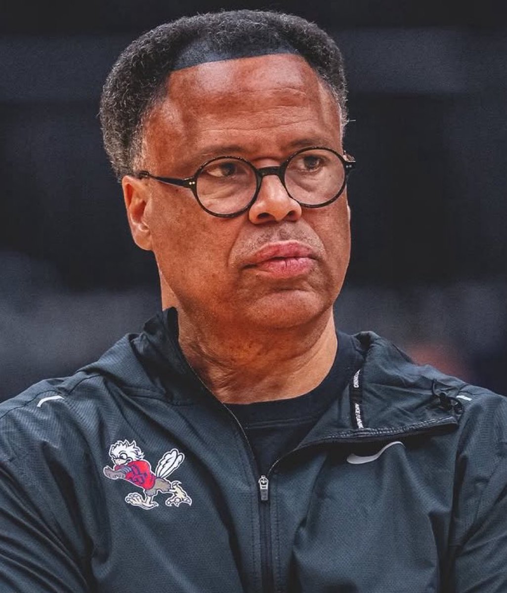 College Hoops Halftime tweet media