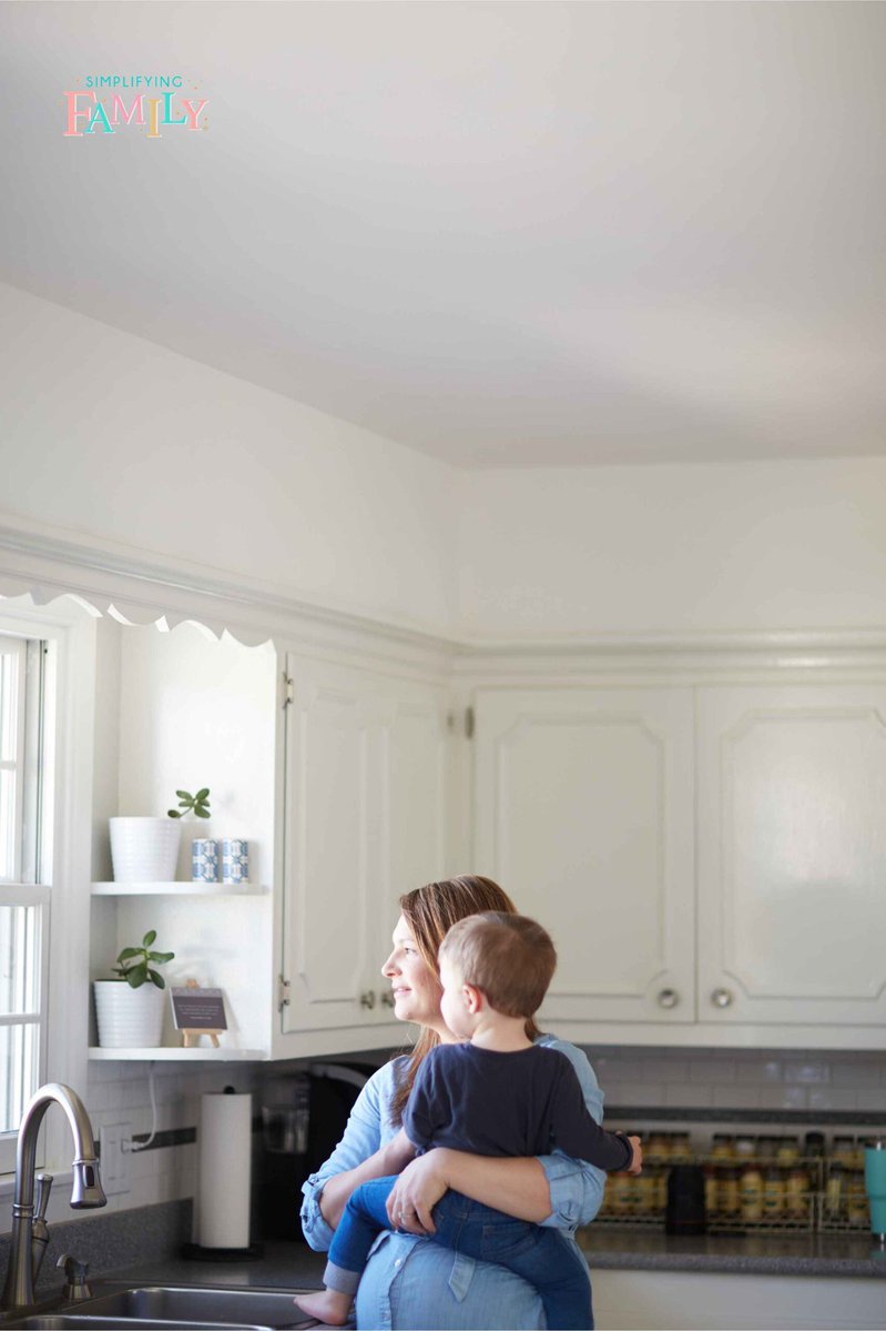 SimplifyingFam's tweet image. But there’s a reason this one is always one of the first daily habits to keep you home clean.

Read more 👉 lttr.ai/Ak84w

#HomeCleanMake #FeelingOverwhelmed #Homemaking