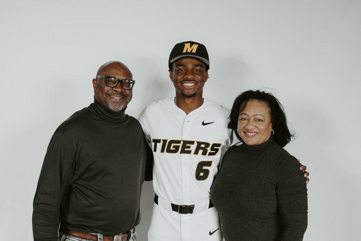 Beyond Blessed to announce my commitment to the University of Missouri! MIZ!🐯Joshua 1:9