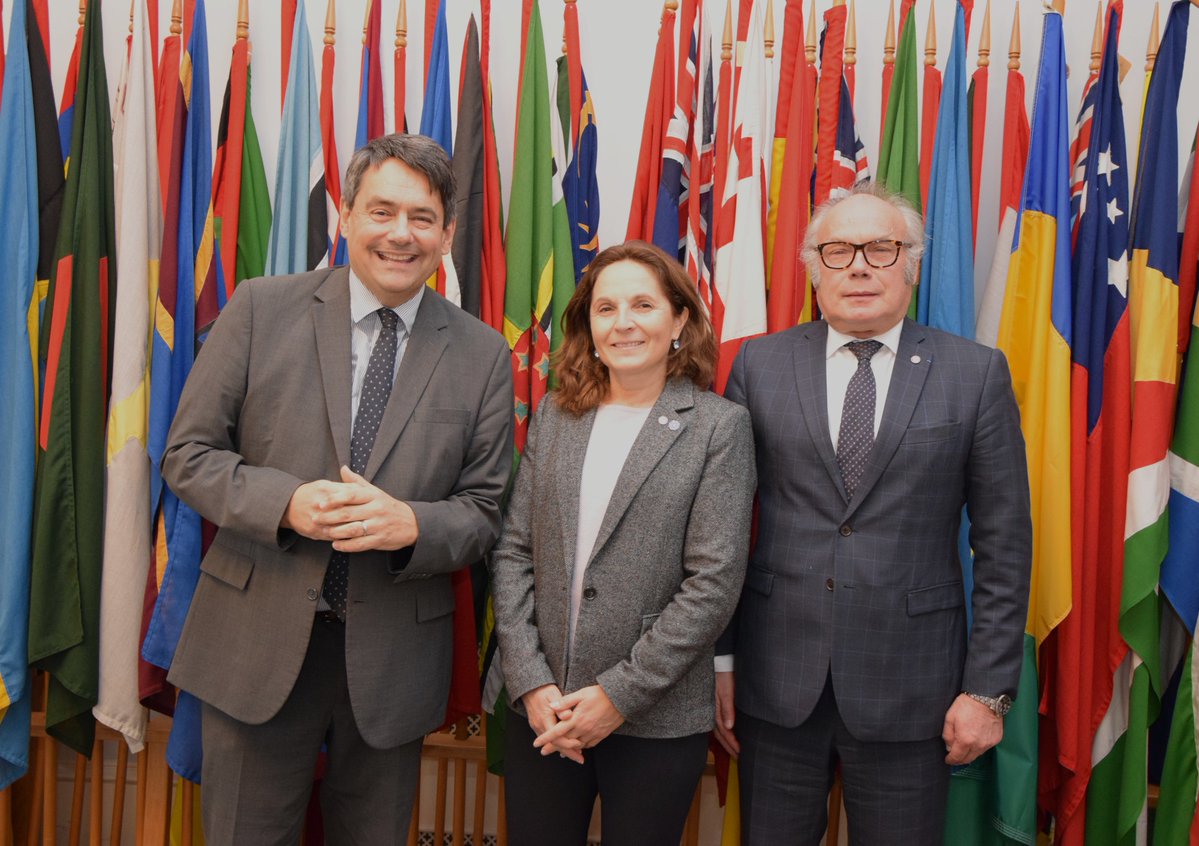 CPA_Secretariat's tweet image. French MPs 🇫🇷 met with #Commonwealth Parliamentary Association on best practice in parliamentary diplomacy

Pierre Pribetich MP &amp;amp; Liliana Tanguy MP discussed w/ CPA Secretary-General Stephen Twigg parliamentary strengthening like CPA’s Democratic Benchmarks for Legislatures