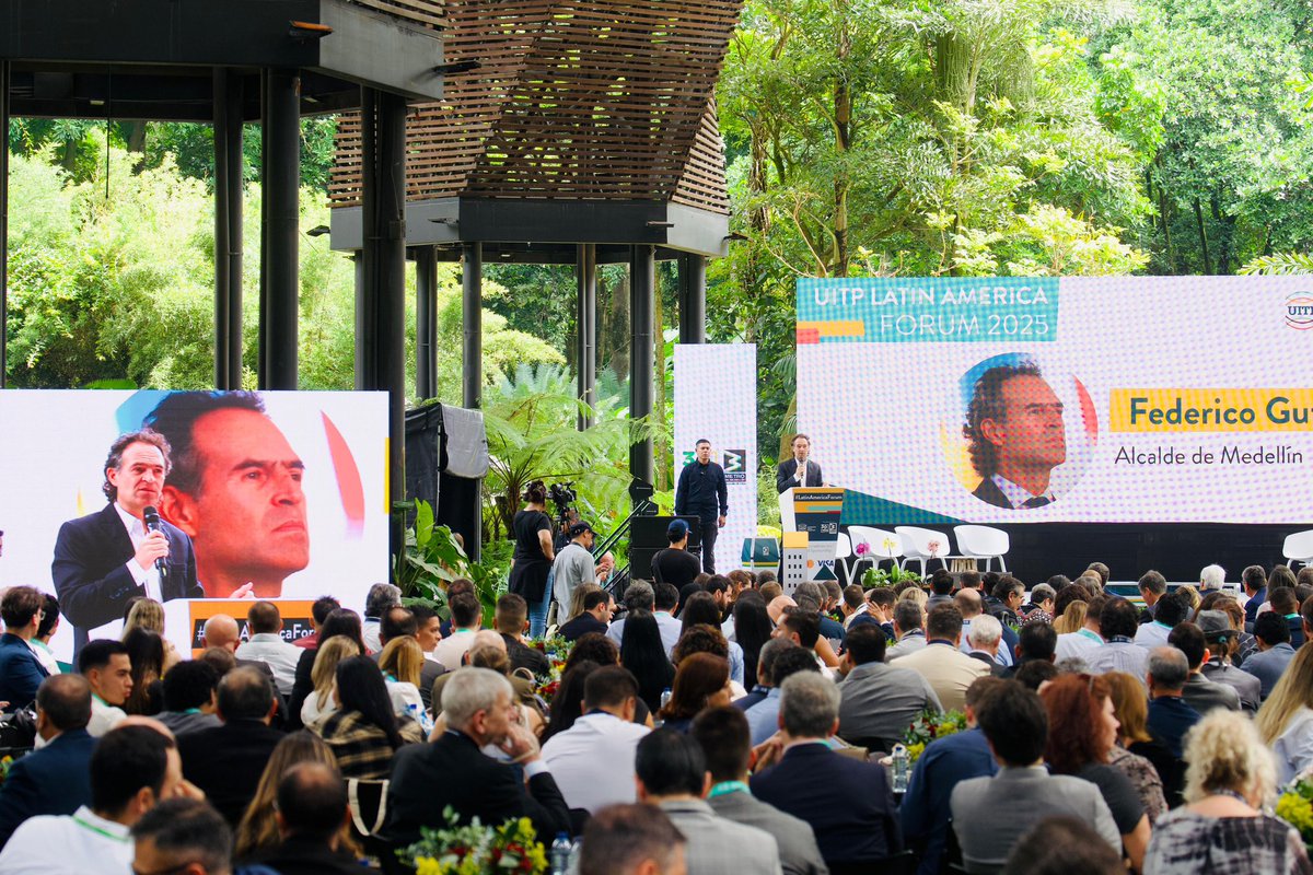 Qué alegría tener en Medellín el Latin America Forum de la UITP, el encuentro más importante de movilidad urbana en nuestra región💥.

Recibimos a más de 400 líderes de 25 países, justo cuando celebramos los 30 años del Metro de Medellín, uno de los símbolos más grande de nuestra