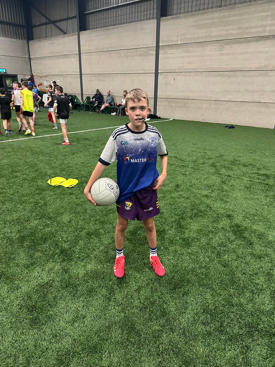 Lloyd Colfer tweet media