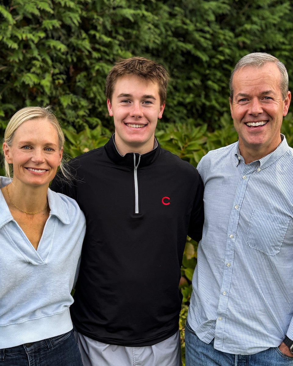 ColgateMLax's tweet image. 𝑺𝒊𝒈𝒏𝒆𝒅 ✍️

Next up in our class of 2030’s, we have Rogan Lowe!

Rogan is an attacker from New Canaan, Conn.

Welcome to Colgate!

#GoGate | #GGG