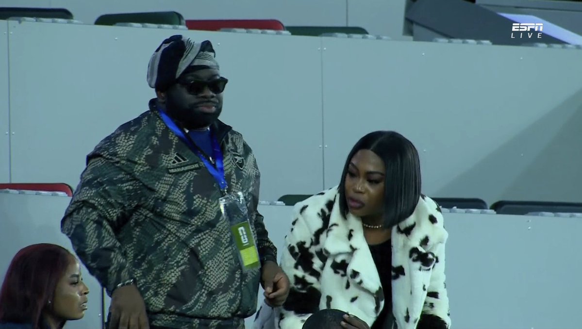 TouchlineX's tweet image. 📸 - THE NIGERIA FANS ARE SO HAPPY, THEY WILL REACH THE FINAL OF THE FINAL OF THE WORLD CUP QUALIFIERS!