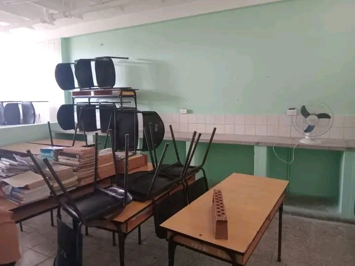 DeFcmm94497's tweet photo. Se realizó con el chequeo a las obras constructivas del Aula y Laboratorio de Higiene y Epidemiología en nuestra Universidad de Ciencias Médicas de Granma.
#Acreditación #HigieneYEpidemiología #CienciasMédicas #Granma #CompromisoConLaCalidad https://t.co/CiaaSnwxjE