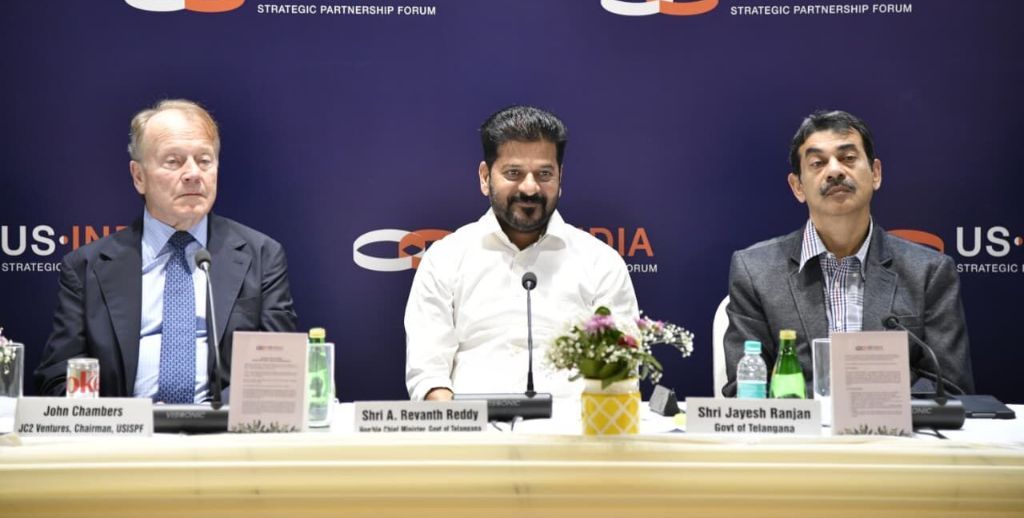 GAHotBuzz's tweet photo. Hyderabad roads will be named after Google, Meta, TCS, Infosys: Telangana CM Revanth Reddy. https://t.co/zHpuPGioFY