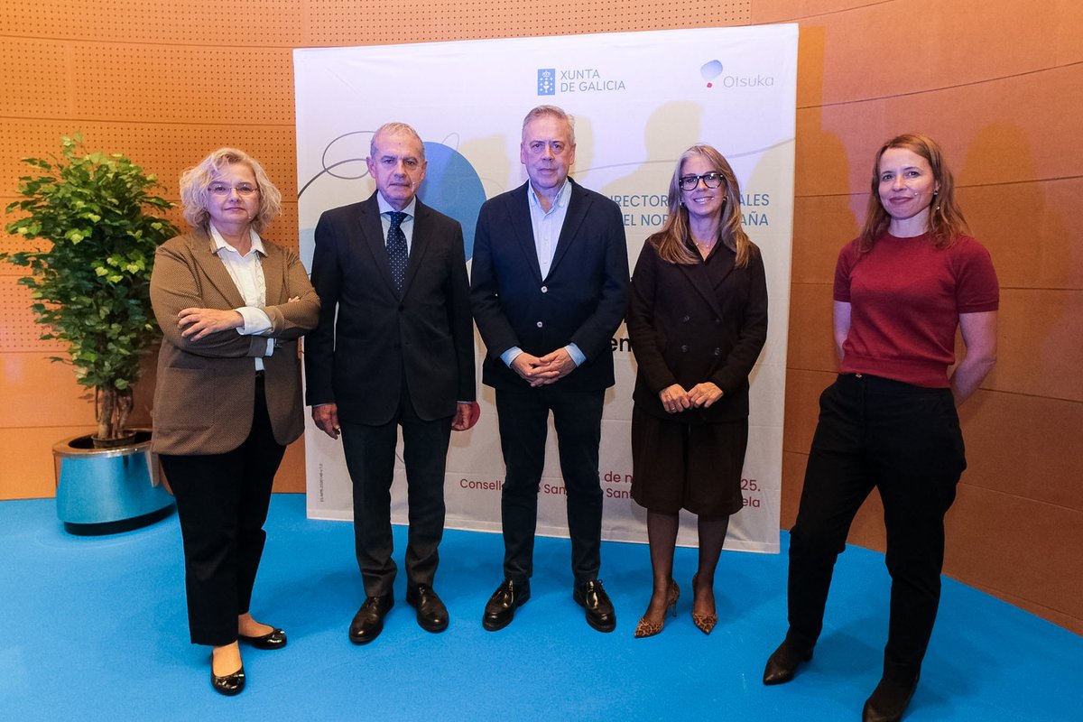 Galicia impulsa unha prestación farmacéutica preventiva, proactiva e resolutiva, apostando por un sistema sostible.

Hoxe acollemos na Consellería de Sanidade a V Reunión de directores xerais de Farmacia do norte de España co obxectivo de avanzar en novos modelos asistenciais.