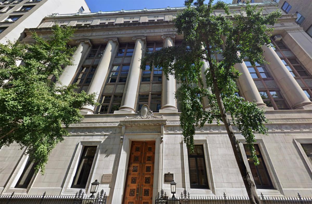 Boy, 16, jumps to his death from window at private Manhattan high school: cops trib.al/5w3a28p