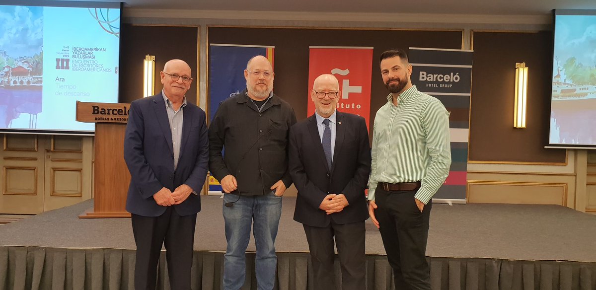 afierrog's tweet image. Un gran gusto acompañar al Embajador @CGjdl en el Encuentro de Escritores Iberoamericanos organizado por el  Instituto Cervantes, en la presentación de @EmbaMexTur  de
@PabloSRaphael,  quien habló exitosamente sobre las “Crónicas de Solimán y la conquista otomana del nuevo mundo”