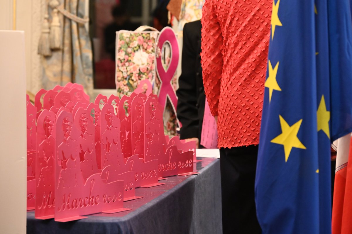 Prefet37's tweet image. #Octobrerose I La Marche Rose 37 récompense ses partenaires engagés

La préfecture d’Indre-et-Loire a accueilli ce soir la remise des trophées de la Marche Rose 37, en présence de nombreux élus, partenaires, associations, représentants du monde médical et du président du comité