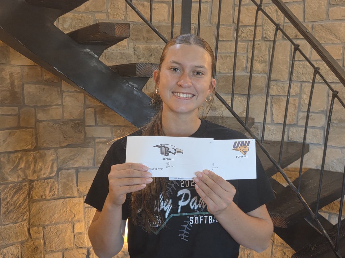 AddisonGutzmer's tweet image. I&apos;m Very Excited to receive mail from @OCeaglesSB and @UNISoftball I look forward to seeing you at your camps!