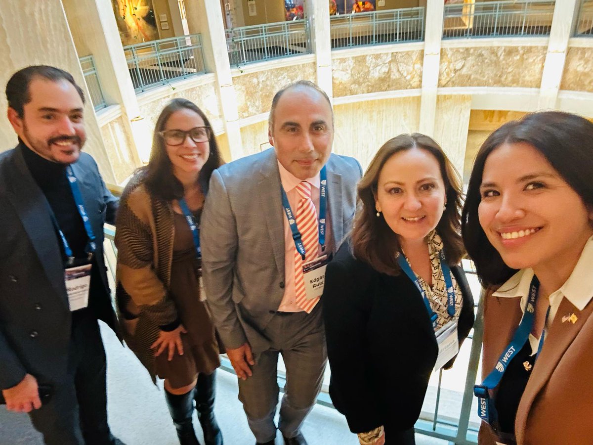 En representación del Subsecretario para América del Norte, Roberto Velasco Álvarez (<a href="/r_velascoa/">Roberto Velasco Álvarez</a>), la Comisionada Internacional de Límites y Aguas (CILA), Adriana Reséndez Maldonado, participó en el Colorado River Forum 2025, celebrado en Santa Fe, Nuevo México.

Durante este