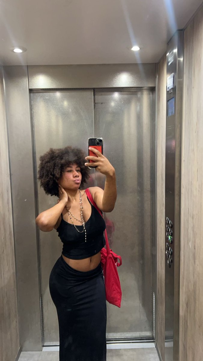 voleuse2maris's tweet image. 