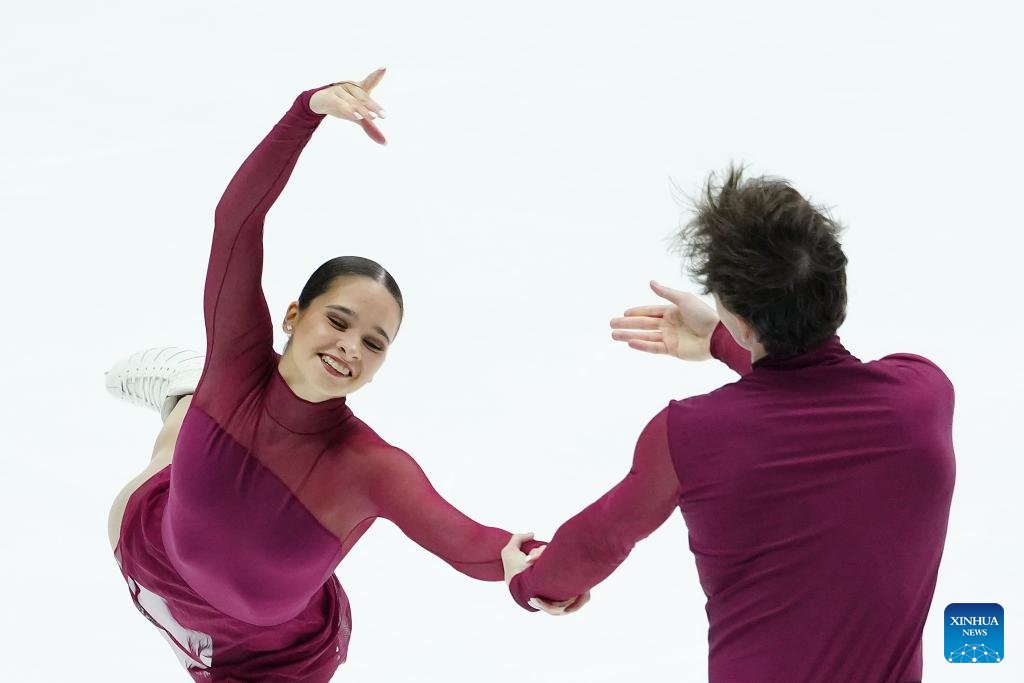 PDOAUS's tweet image. Sui Wenjing (L)/Han Cong of #China perform during the #pairs skating short #program at ISU Figure Skating Grand Prix 2025 in #Osaka, #Japan.
en.people.cn/n3/2025/1107/c…