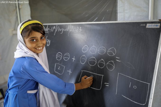KentPage's tweet image. #Education is a fundamental human right: all girls and boys must be able to learn safely without fear of attack.

Please retweet if you agree: #EducationCannotWait for any child!

#KeepHopeAlive @OPECFundAr @SaudiFund_Dev @KuwaitFund @Qatar_Fund #222MillionDreams✨📚