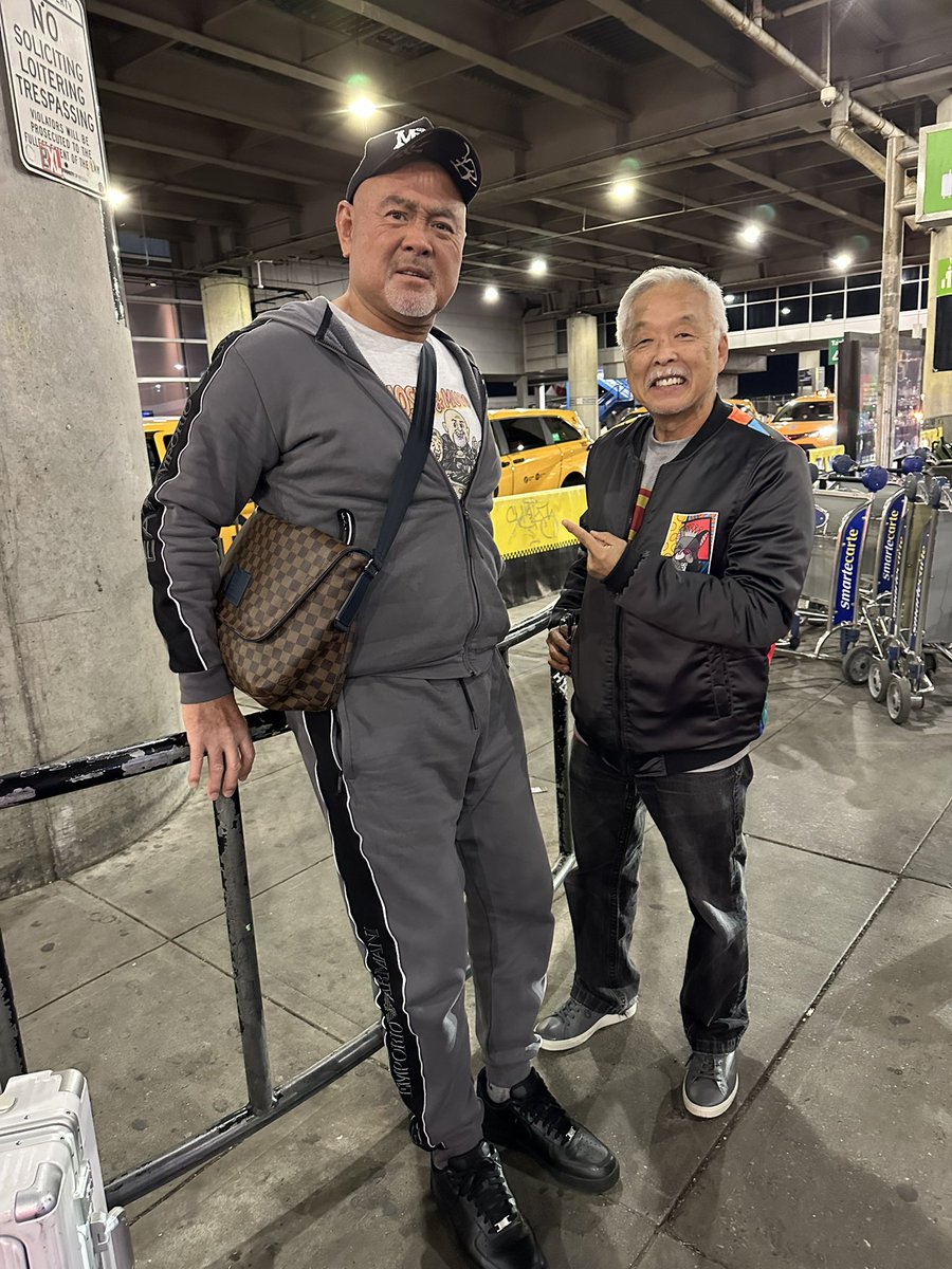 今月、2回目のアメリカ🇺🇸 出発が1時間以上遅れた上に、12時間飛行機