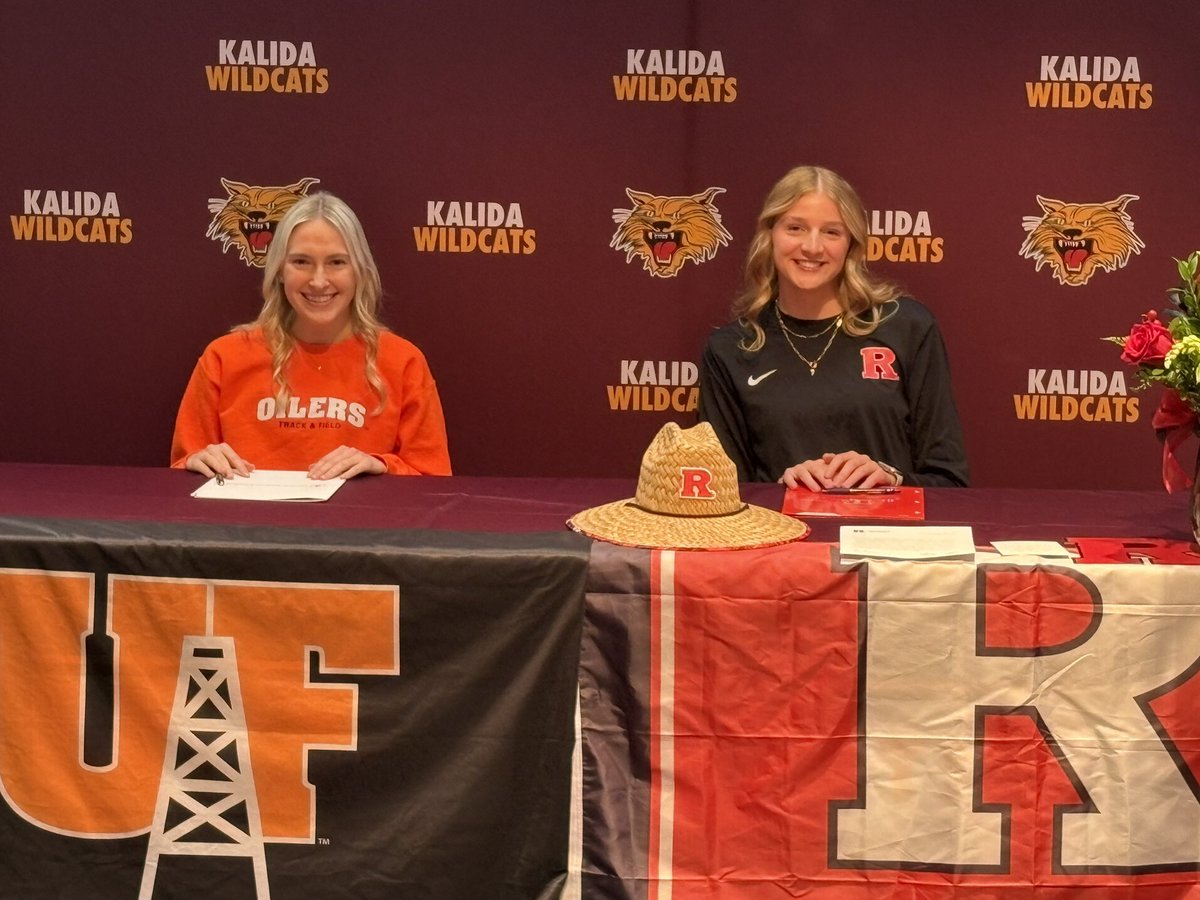 KalidaAD's tweet image. Two Kalida seniors made it official today by signing their National Letters of Intent to continue their academic and athletic careers.  

Congratulations to Malia Romes (Rutgers Volleyball) and Lauren Laudick (Findlay Track and Field)! #WildcatPRIDE