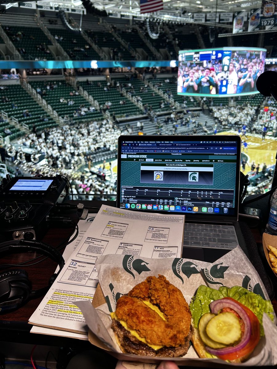 Good evening, tip off 30 mins away join me and <a href="/TheJoeDezHour/">Joe Dez</a> on <a href="/WDBM/">Impact 89FM | WDBM-FM</a> for pregame show at 6:15pm.

Spartans vs Spartans coming up..