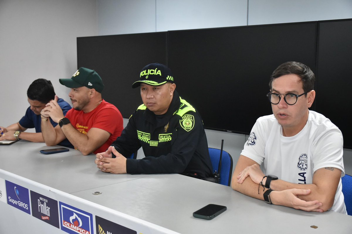 alcaldiabquilla's tweet image. Autoridades locales, @PoliciaBquilla y el Ministerio Público activaron el Puesto de Mando Unificado (PMU) para que @JuniorClubSA vs @nacionaloficial, programado para hoy a las 7:00 p.m., se viva con seguridad y sana convivencia.