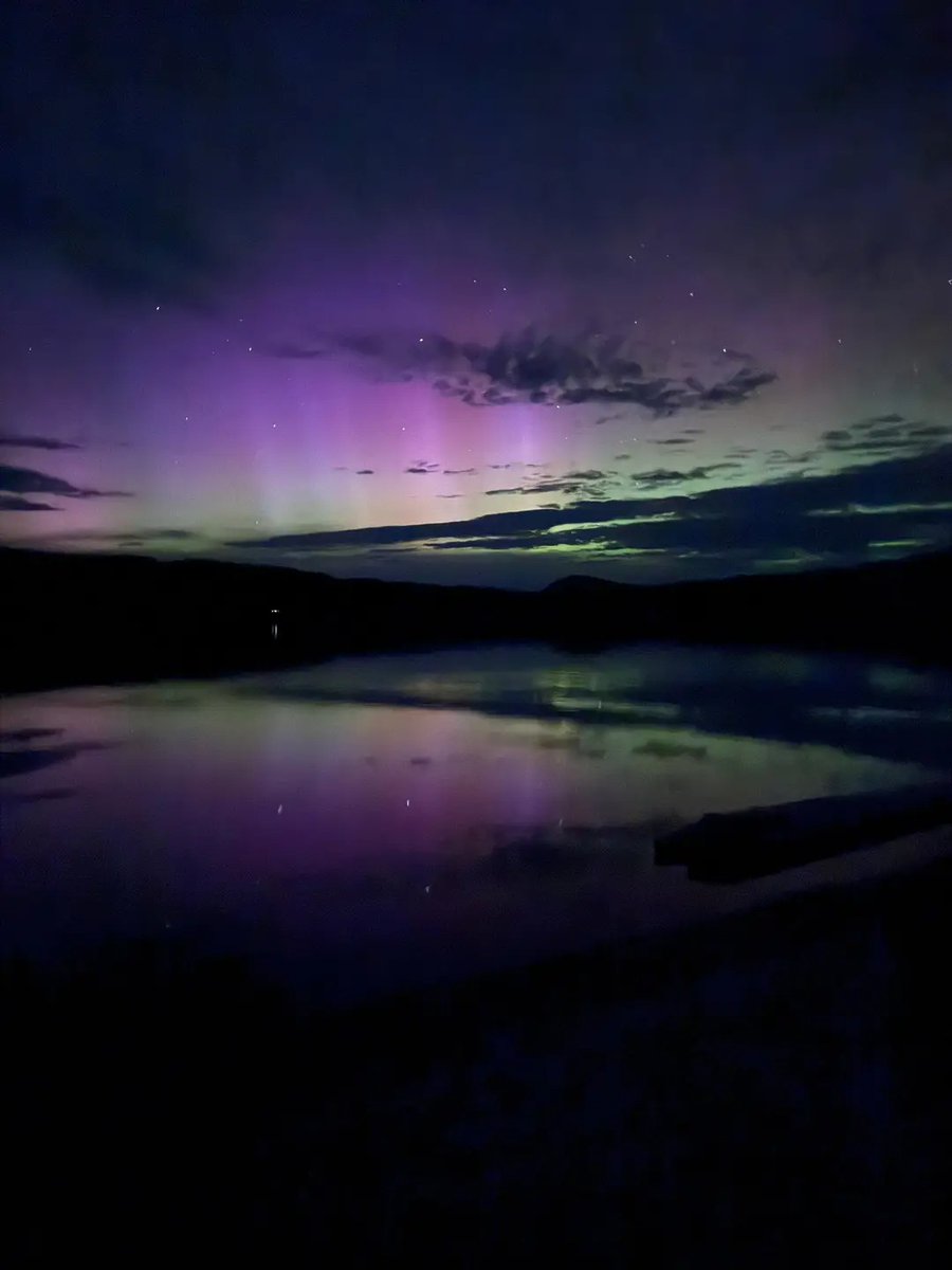 IdahoDEQ's tweet image. Lots of reasons to love good air quality, like this amazing view of the aurora borealis over Redfish Lake near Stanley, Idaho!

#idaho #idahome #idaholife #stanleyidaho #sawtoothmountains #sawtoothmountainsidaho #idahosky