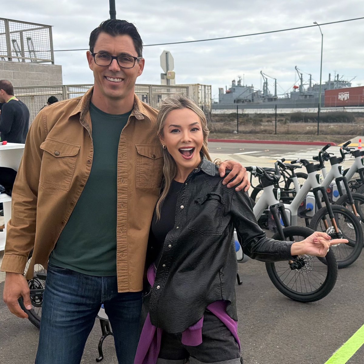 ItsKimJava's tweet image. NEWS: @Rivian spinoff e-bike @RideAlso has announced official pricing and will go live Friday.
🚲TM-B starts at $3,500
🚲 TM-B Performance starts at $4,500
Impressive given the automotive-grade chassis, fully connected e-bike platform and pedal-by-wire tech.
 ⚡️5x–10x pedal power…