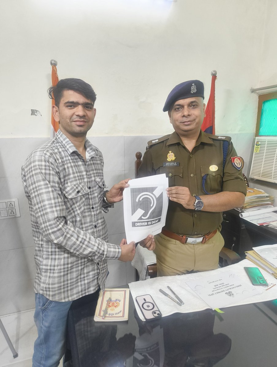 Bdaddeaf2023's tweet photo. Thank You 
Deaf drivers की सुरक्षा के लिए आपने जो जागरूकता पोस्ट जारी की है, वह RPwD Act 2016 की भावना को मजबूत करती है।

BDAD इस पहल का स्वागत करता है और Deaf-Friendly Roads के लिए आपका सहयोग सराहनीय है। @Uppolice @uptrafficpolice @bareillypolice @bareillytraffic https://t.co/pQYN1Ysgyj