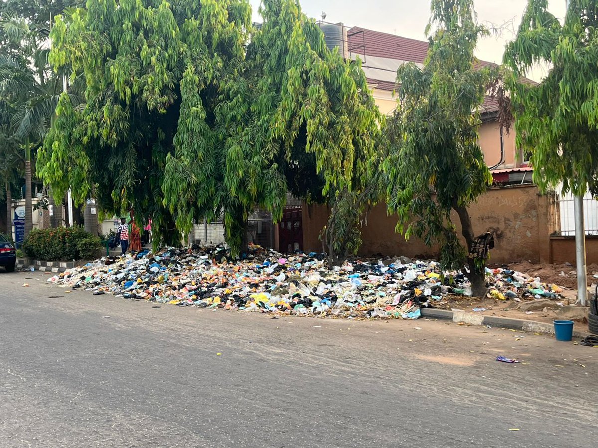 officialPrimorg's tweet photo. We wish to draw your attn to the increasing piles of uncollected, overflowing and improperly mangd waste across the FCT.
Kindly use your office to address this growing concern
@KeepAbujaClean @ChidiOdinkalu @GovWike @OfficialFCTA @agbonsuremi 
@myfctagov 
@adah_obi @Dozzyvilles https://t.co/BSx9gbaWoq