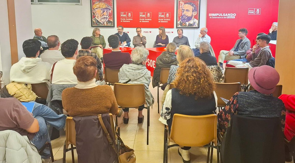 PSOESalamanca's tweet photo. 🔴 Cargos públicos y orgánicos del PSOE de Salamanca, encabezados por el secretario general, David Serrada, estuvieron presentes en este interesante debate para conocer la actualidad y las consecuencias para el resto del mundo.

🤝🏻 Siempre, en defensa de los derechos humanos. https://t.co/RFpmwqbpVz