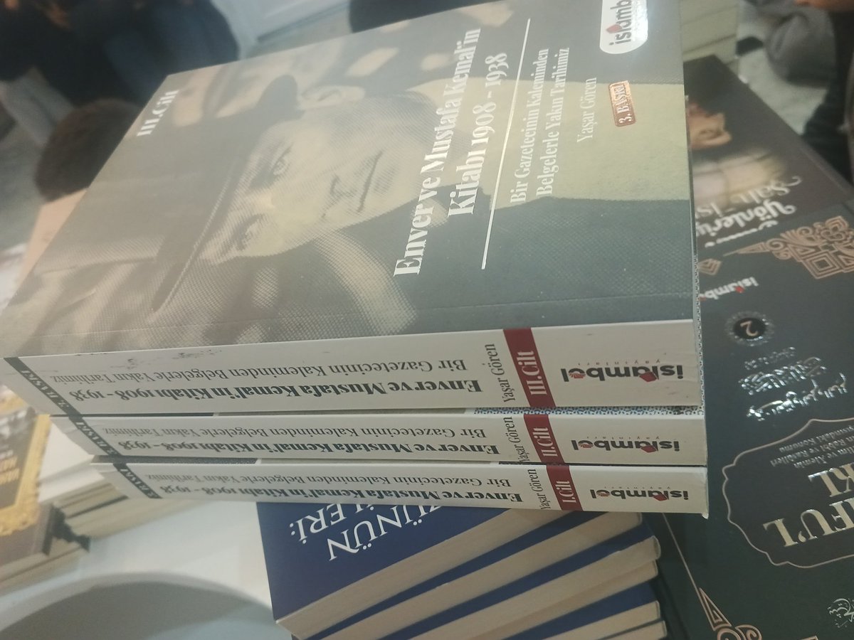 ENVER VE MUSTAFA KEMAL'İN KİTABI 
3. BASKI ÇIKTI 
TÜKENMEDEN ALINIZ.
3 cilt, 850 TL, kargo ücretsiz 

ONLİNE SİPARİŞ: kureselkitap.com/mobil/urun/553…

WHATSAP SİPARİŞ HATTI: 0505 980 87 35