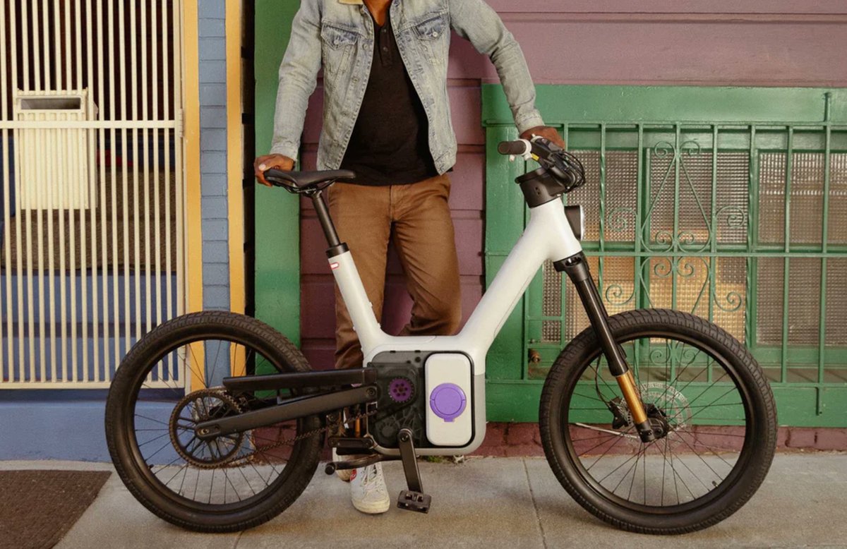 ItsKimJava's tweet image. NEWS: @Rivian spinoff e-bike @RideAlso has announced official pricing and will go live Friday.
🚲TM-B starts at $3,500
🚲 TM-B Performance starts at $4,500
Impressive given the automotive-grade chassis, fully connected e-bike platform and pedal-by-wire tech.
 ⚡️5x–10x pedal power…