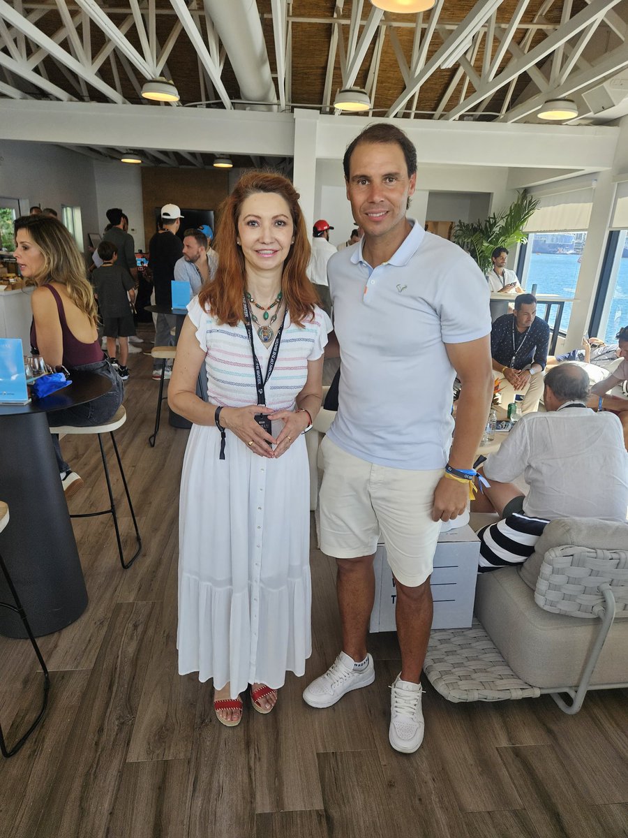 ConsuIado General de España en Miami tweet media