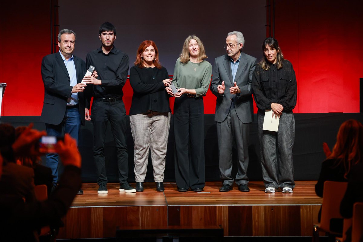 🏆 Premi Tasis Torrent de Premsa Local i Comarcal 
🎉 Guanyador: “Brigades Internacionals a Cambrils: Llums i ombres de la solidaritat internacional a les nostres terres”, de la <a href="/revistacambrils/">Revista Cambrils</a>, pel seu alt rigor històric i per l'excel·lent tasca de periodisme de proximitat i de