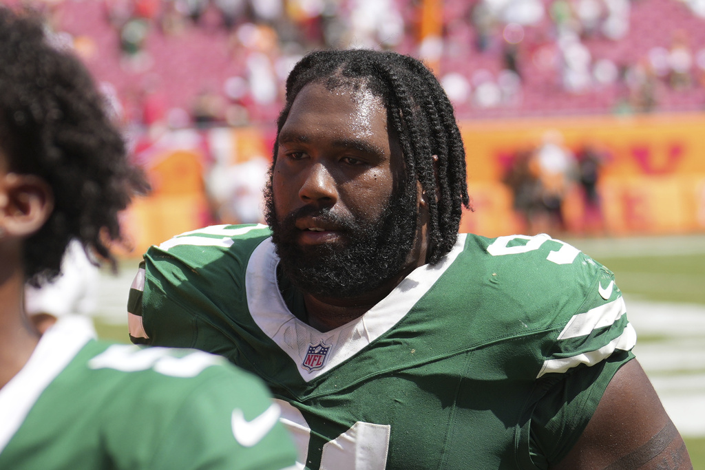 JOWON BRIGGS, <a href="/nyjets/">New York Jets</a> DL - LEAGUE LEADER
In Week 10, Briggs, led all NFL pass rushers with a 42.9% Pass Rush Win Rate (Per PFF) #Jets #JetUp #NYJets #GangGreen #newyorkjets #NFL #NFLUK #NFLTwitter #NFLNews #TNF #ThursdayNightFootball #NYJvsNE #NFLPicks