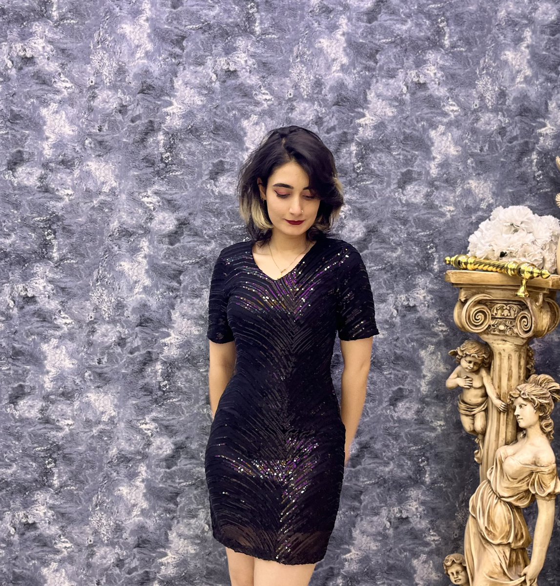 خواهر دوست عروس بودم.🥰