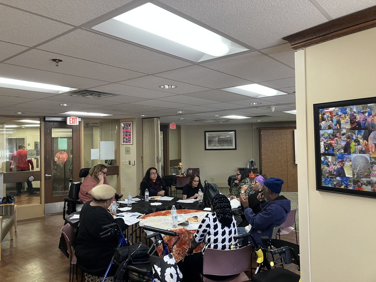 RockfordHousing's tweet image. Community and gratitude came together at Olesen Plaza as Midland Bank treated residents to a delicious Thanksgiving feast and an inspiring presentation.

We’re incredibly thankful for Mrs. Janie, whose dedication helped make this day special!

What’s your favorite way to give…