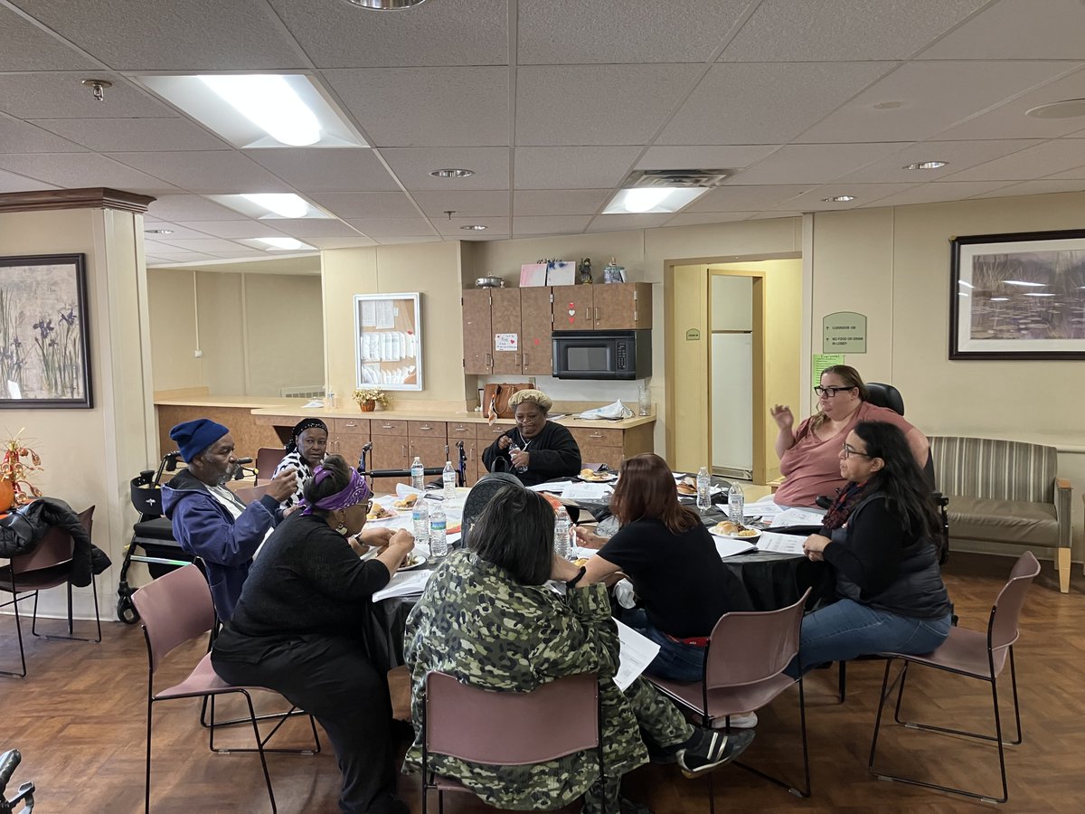 RockfordHousing's tweet image. Community and gratitude came together at Olesen Plaza as Midland Bank treated residents to a delicious Thanksgiving feast and an inspiring presentation.

We’re incredibly thankful for Mrs. Janie, whose dedication helped make this day special!

What’s your favorite way to give…