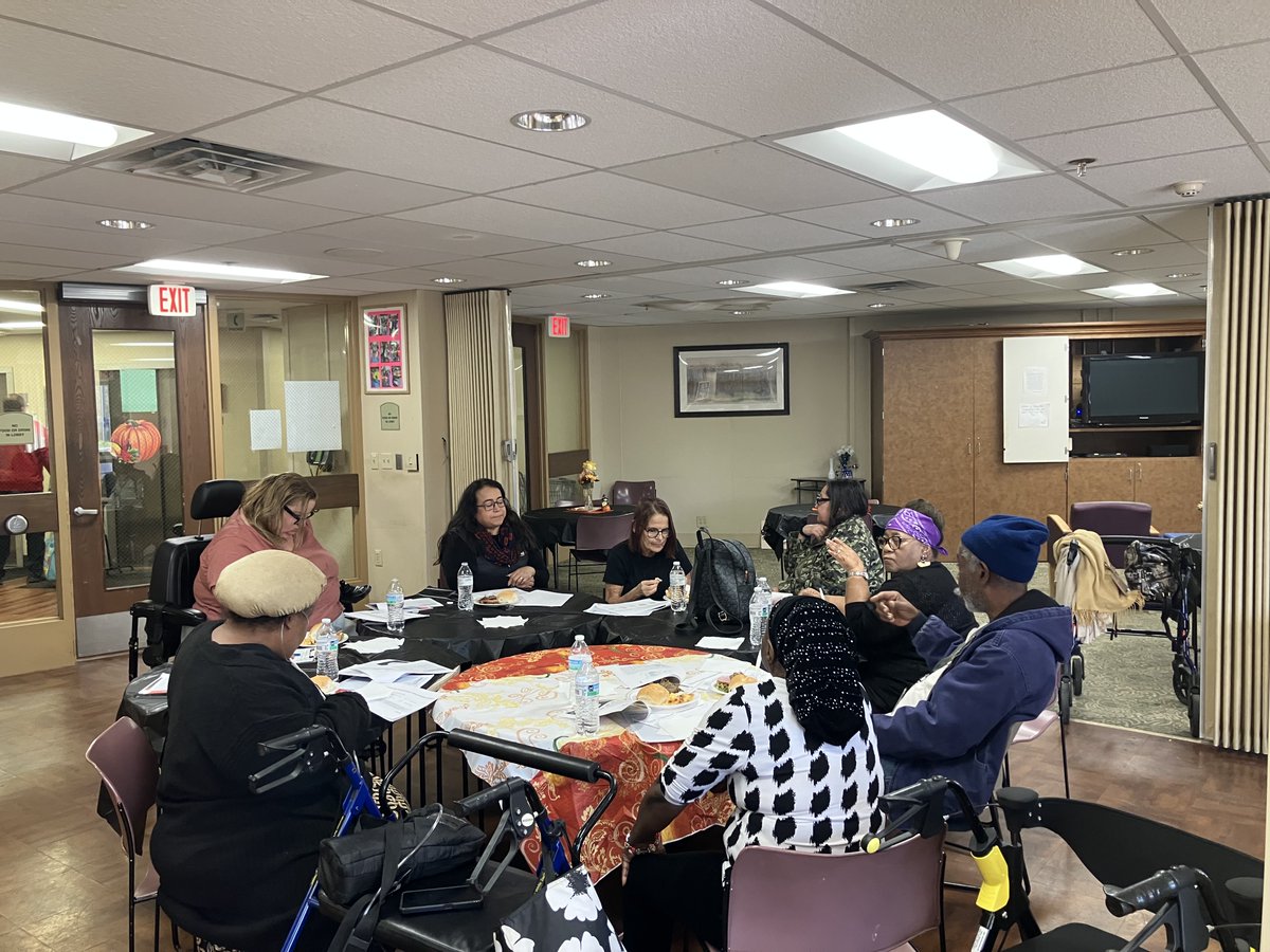 RockfordHousing's tweet image. Community and gratitude came together at Olesen Plaza as Midland Bank treated residents to a delicious Thanksgiving feast and an inspiring presentation.

We’re incredibly thankful for Mrs. Janie, whose dedication helped make this day special!

What’s your favorite way to give…