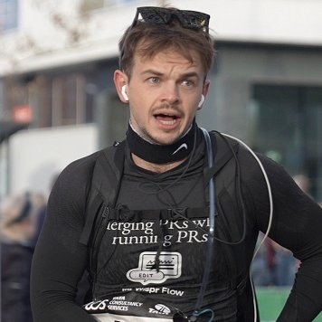 WisprFlow's tweet image. Last month, self-taught developer Tijs Nieuwboer came to us with a wild idea:
Build a working app using Wispr Flow…while running the Amsterdam Marathon.