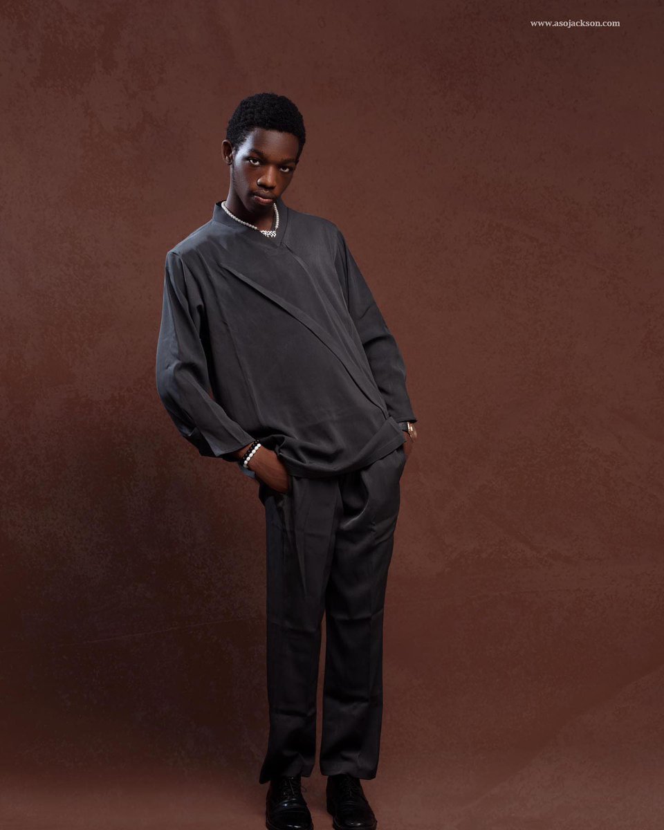 Day 8 of posting my modeling pictures till I reach 4k 🥲