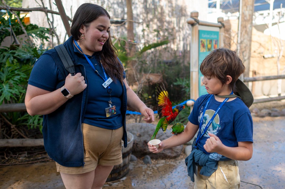 AquariumPacific's tweet image. It’s International Day of Zoo &amp;amp; Aquarium Educators! 🐟💡

Our educators spark curiosity everywhere, making #STEMforALL a reality. Every show, field trip, and program is powered by their passion. Please join us in thanking an educator who made your visit extra fintastic. 👏