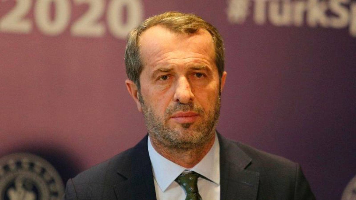 MHP'li Saffet Sancaklı: Futbolcu olmak için zeki olmak lazım, bu adamlar kendi TC'siyle bahis oynamış