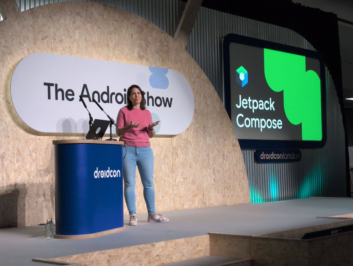 AndroidDev's tweet image. We showcased Jetpack Navigation 3 (now in beta!) during The Android Show! See it in action → goo.gle/3WKQL9U

Navigation 3 is all about creating a flexible app navigation system.

It provides: 
🧱 Back stack as regular Compose state
🎨 Automatic UI updates and animations…