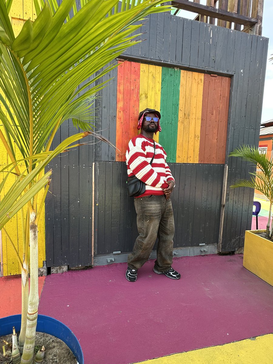 Rambomusic_'s tweet photo. Recording &amp; Performing Artist.
Afrobeat × Sexy Drill 💛🏝️

https://t.co/nHIGFX4P3E https://t.co/CFPtqlvPF8